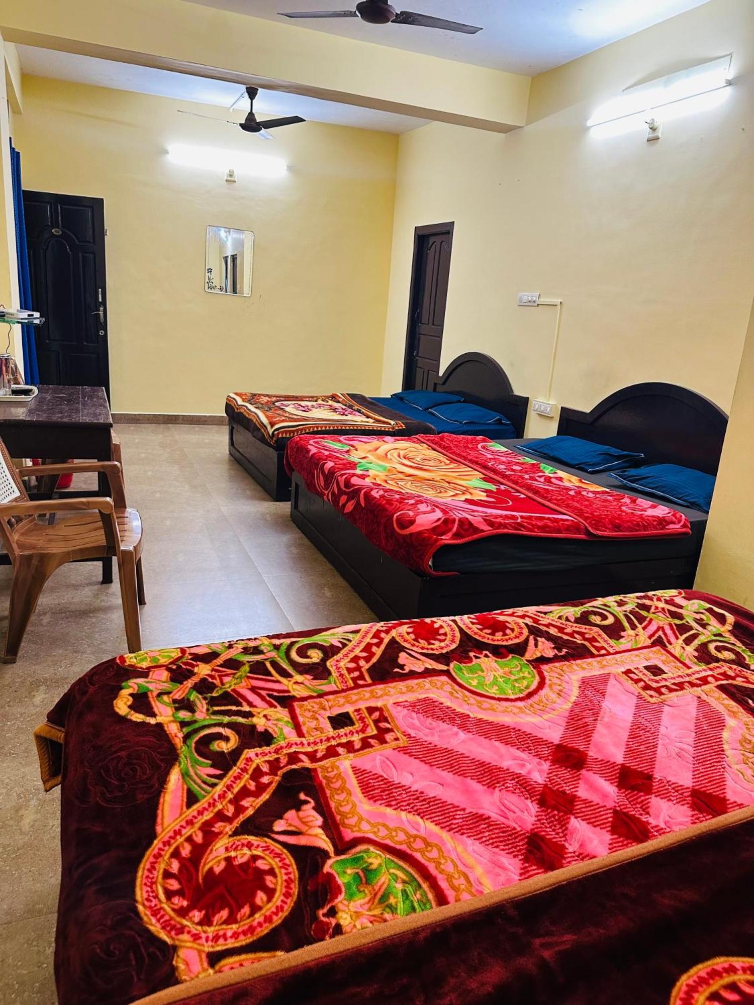 G Mount Budget Stay Муннар Экстерьер фото