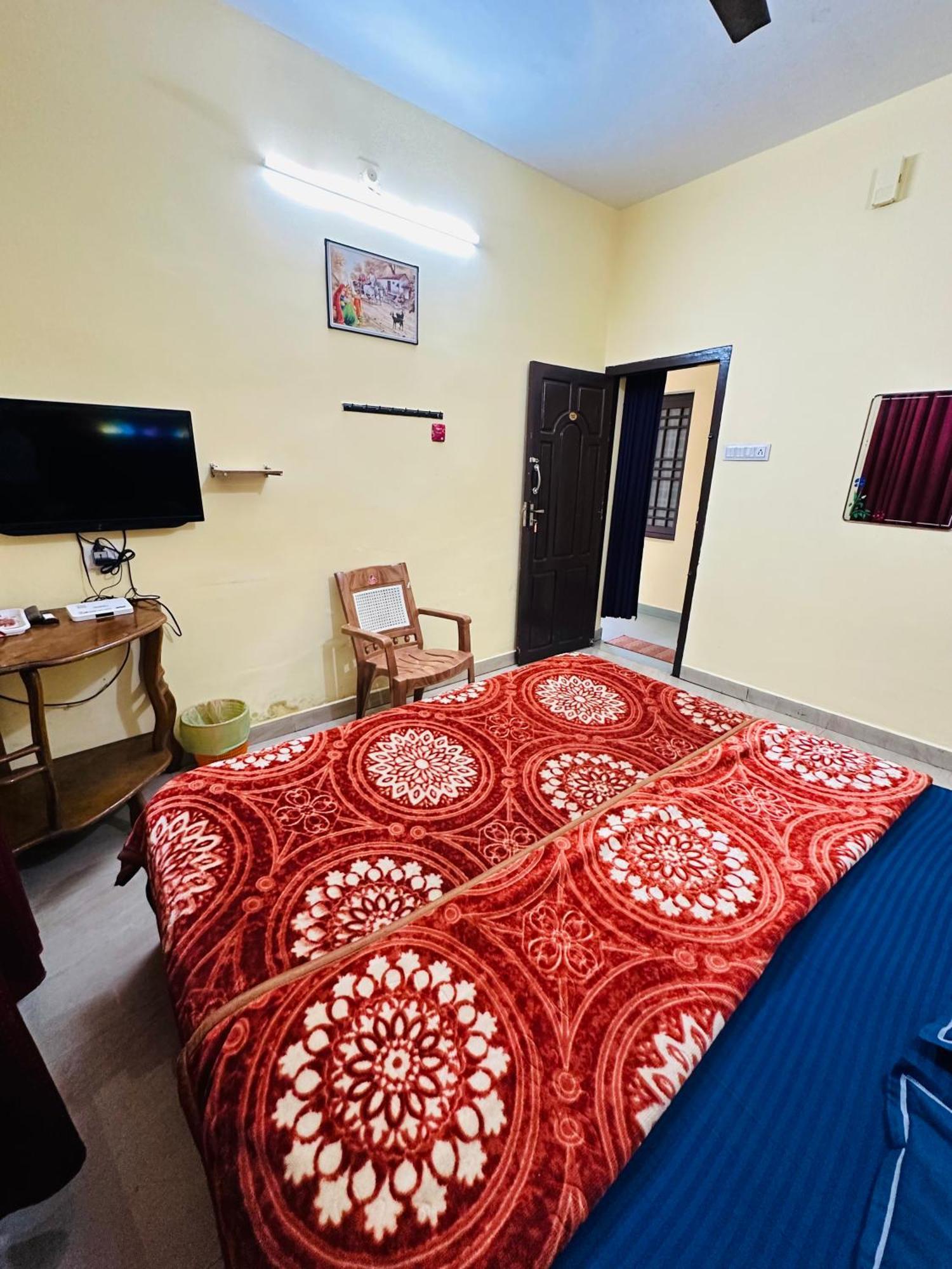 G Mount Budget Stay Муннар Экстерьер фото