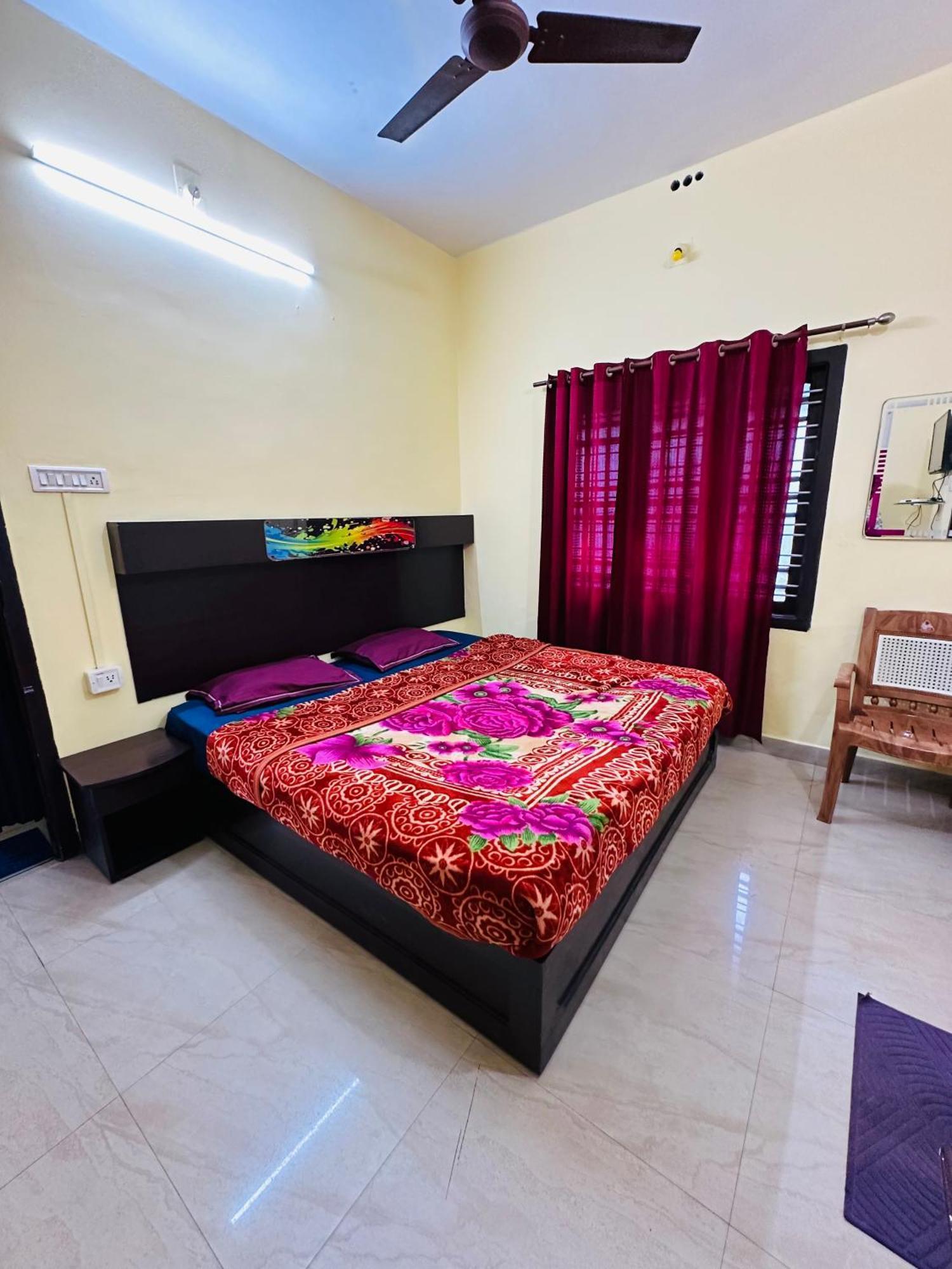 G Mount Budget Stay Муннар Экстерьер фото